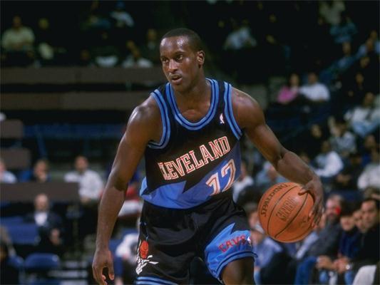 米切尔于末 米切尔于末